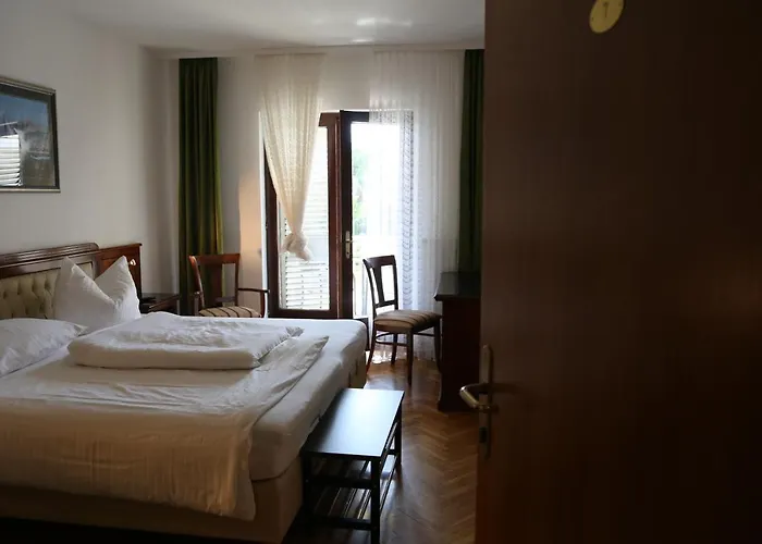 Ana Frühstückspension *