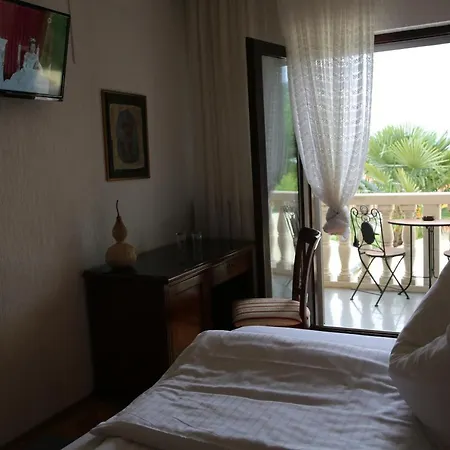 Bed and breakfast Ana 3*