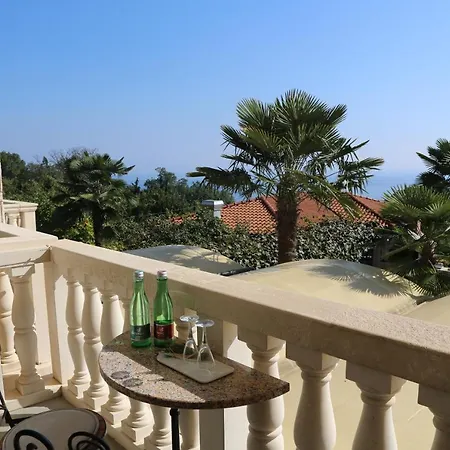 Bed and breakfast Ana Lovran