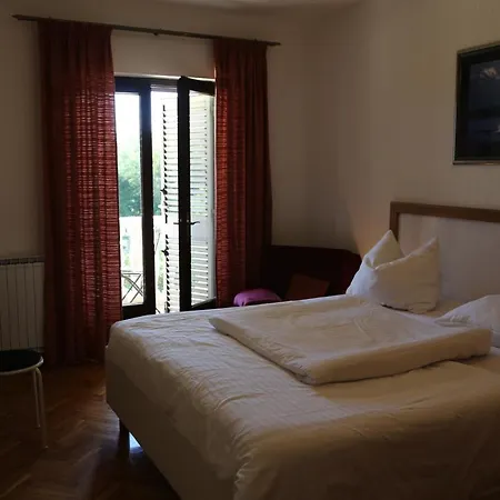 Bed and breakfast Ana Lovran