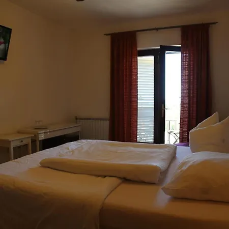 Bed and breakfast Ana 3*