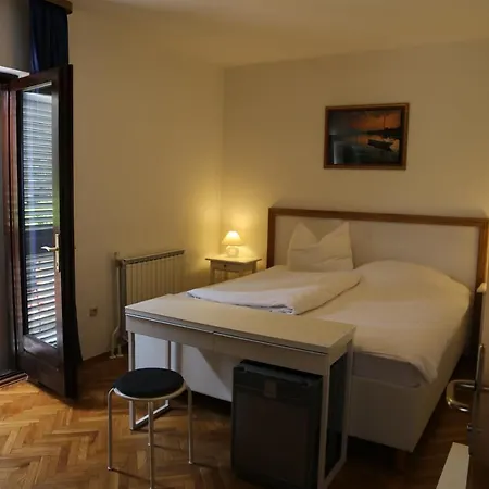 Ana Bed & Breakfast Laurana