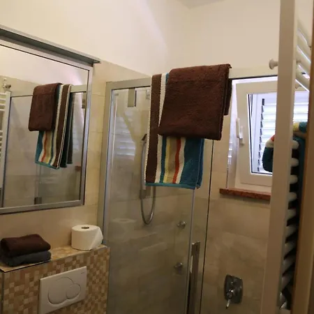 Bed and breakfast Ana 3*
