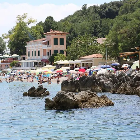 Ana Bed & Breakfast Laurana